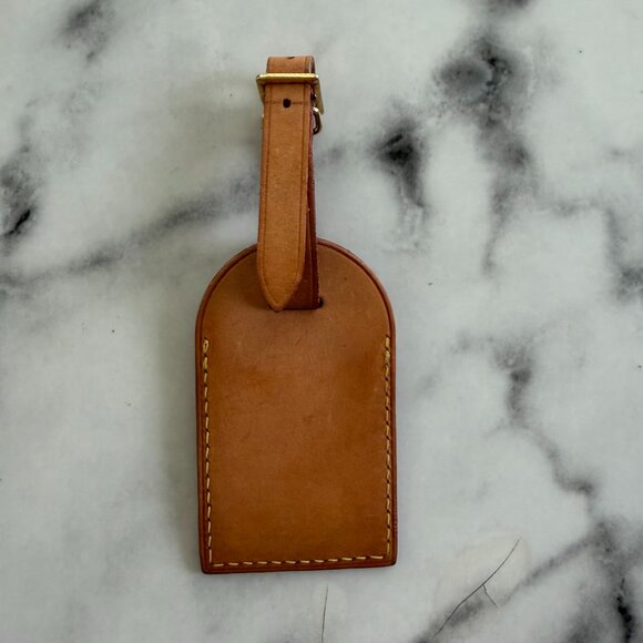 Louis Vuitton Luggage Tag Vachetta Leather Honey Patina w/ Dustbag - Picture 4 of 7